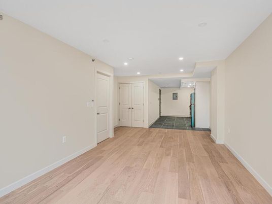 Interior, Recessed Lighting, Wood Texture Flooring