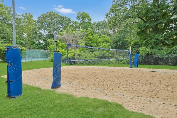 Exterior, Tennis Courts