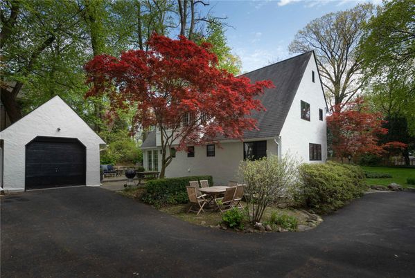Detached Garage, Exterior