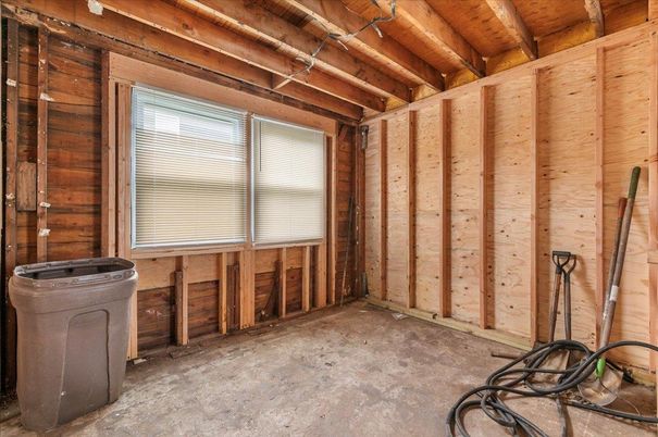 Empty room, Interior, Wooden Beams, Wooden Ceilings, Wooden Walls