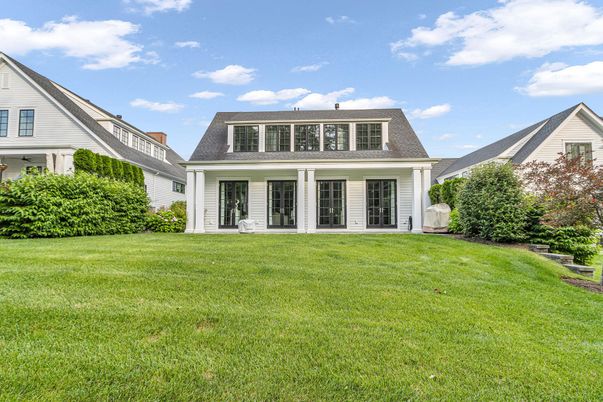 Backyard, Exterior, Facade, Cape Cod