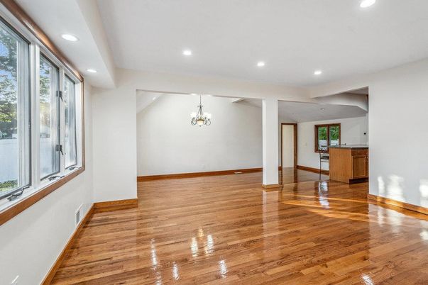 Empty room, Interior, Pendant Lights, Recessed Lighting, Wood Texture Flooring