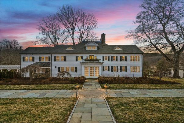 Backyard, Exterior, Facade, Georgian