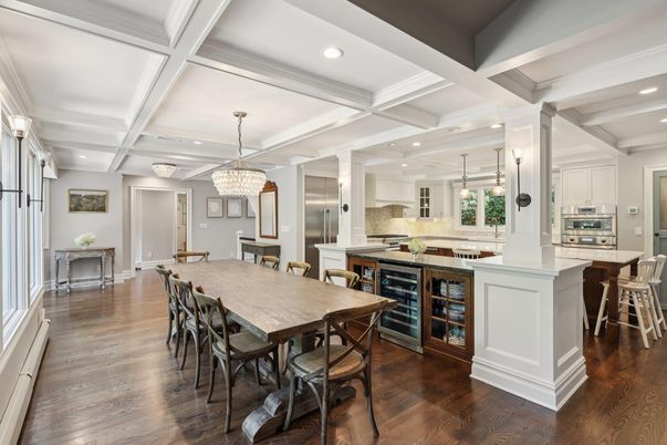 Chandelier, Dining room, Interior, Kitchen, Pendant Lights, Recessed Lighting, Stainless Steel Appliances, Wood Texture Flooring