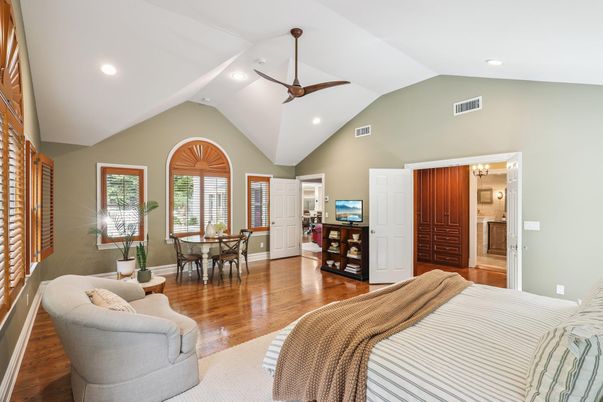 Bedroom, Dining room, Interior, Recessed Lighting, Wood Texture Flooring