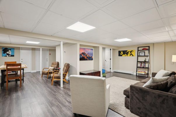 Interior, Living room, Recessed Lighting, Wood Texture Flooring