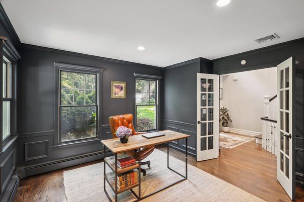 Home Office, Interior, Recessed Lighting, Wood Texture Flooring