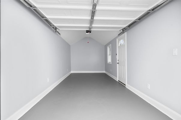 Garage, Interior