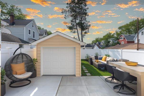 Detached Garage, Exterior
