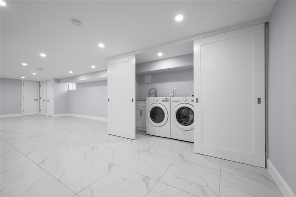 Interior, Marble, Recessed Lighting, Washer