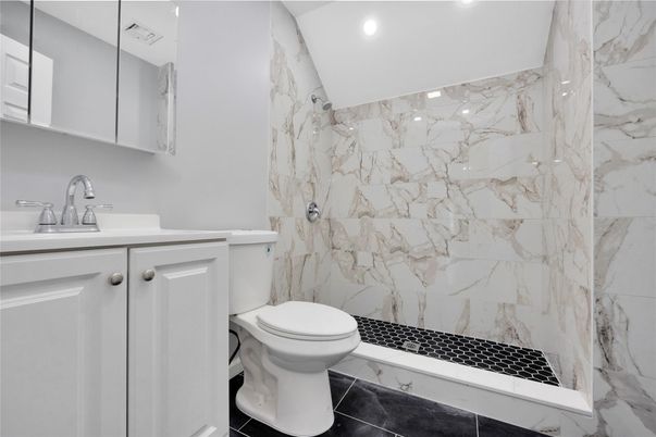 Bathroom, Interior, Marble Walls, Recessed Lighting