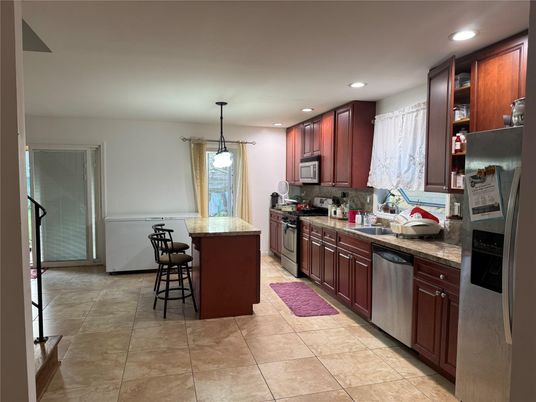 Interior, Kitchen, Pendant Lights, Recessed Lighting, Stainless Steel Appliances