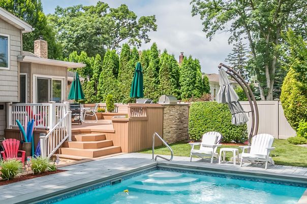 Exterior, Pool