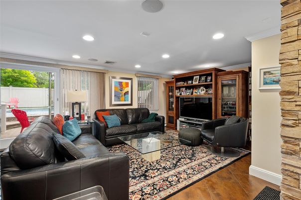 Interior, Living room, Recessed Lighting, Wood Texture Flooring