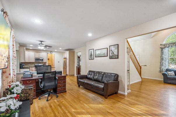 Home Office, Interior, Kitchen, Recessed Lighting, Wood Texture Flooring