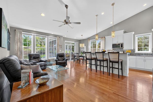 Dining room, Interior, Kitchen, Living room, Pendant Lights, Recessed Lighting, Stainless Steel Appliances, Wood Texture Flooring