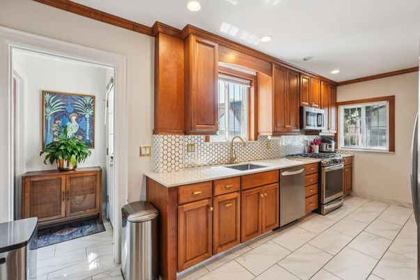 Interior, Kitchen, Marble, Recessed Lighting, Stainless Steel Appliances