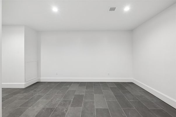 Empty room, Interior, Recessed Lighting