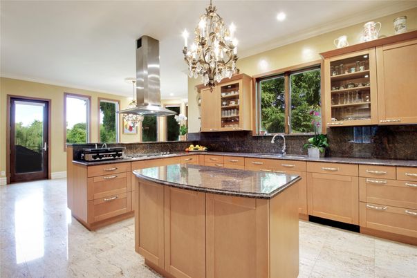 Chandelier, Interior, Kitchen, Recessed Lighting, Stainless Steel Appliances