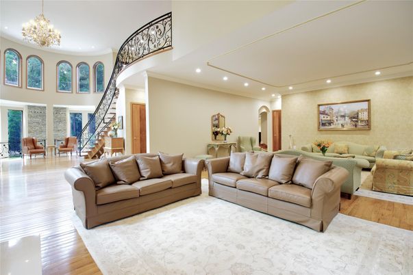 Chandelier, Interior, Living room, Recessed Lighting, Wood Texture Flooring