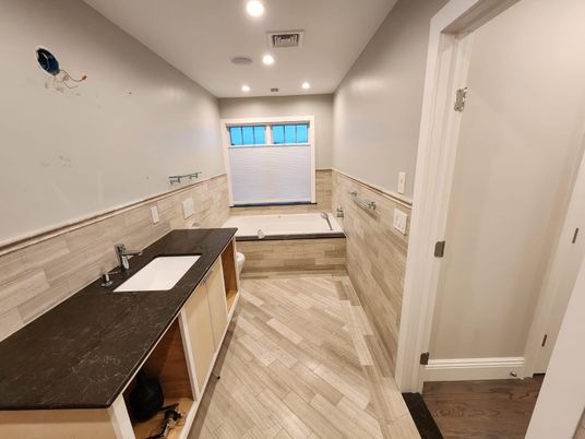 Bathroom, Interior, Recessed Lighting, Wood Texture Flooring