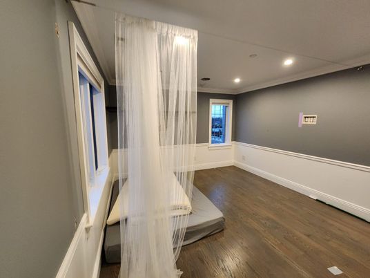 Interior, Recessed Lighting, Wood Texture Flooring