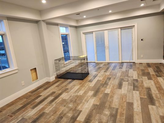 Empty room, Interior, Recessed Lighting, Wood Texture Flooring