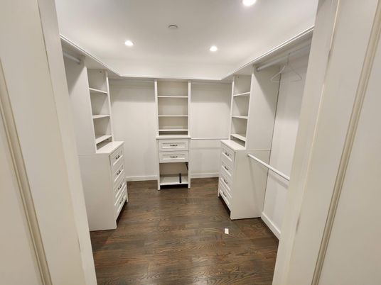 Interior, Recessed Lighting, Walk-in Closets, Wood Texture Flooring