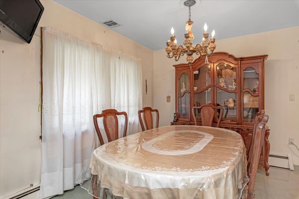 Chandelier, Dining room, Interior