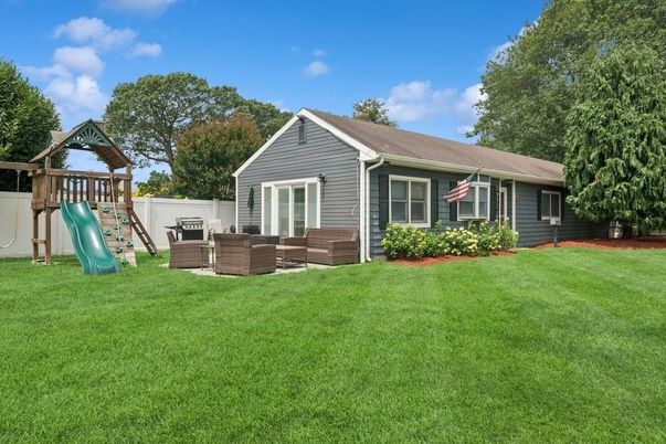 Backyard, Exterior, Playground