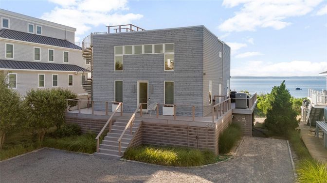Exterior, Water