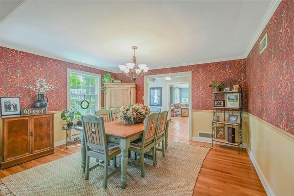 Chandelier, Dining room, Interior, Wood Texture Flooring
