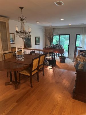 Chandelier, Dining room, Interior, Living room, Recessed Lighting, Wood Texture Flooring