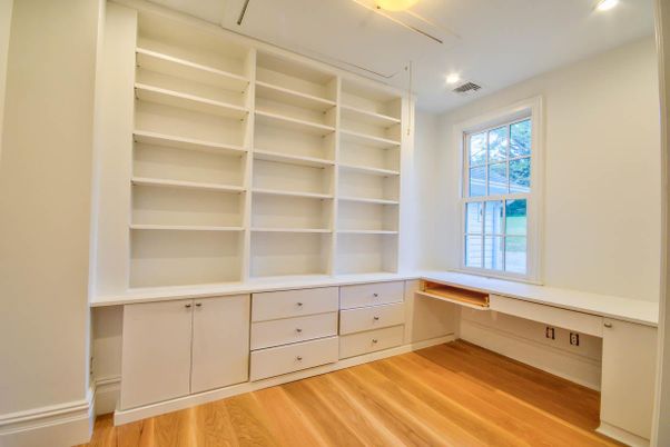 Interior, Recessed Lighting, Walk-in Closets, Wood Texture Flooring