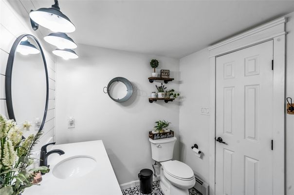 Bathroom, Interior
