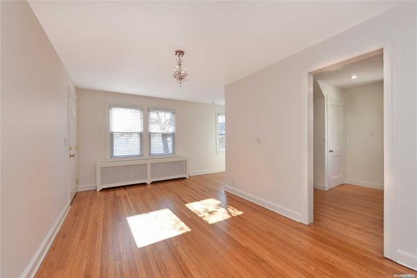 Chandelier, Empty room, Interior, Recessed Lighting, Wood Texture Flooring