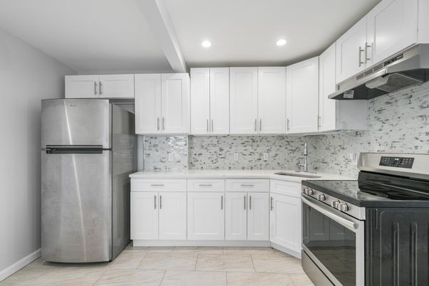Interior, Kitchen, Marble, Recessed Lighting, Stainless Steel Appliances