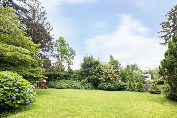 Backyard, Exterior, Playground