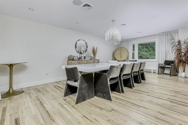 Chandelier, Dining room, Interior, Recessed Lighting, Wood Texture Flooring
