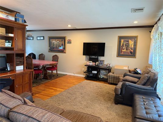 Home Office, Interior, Living room, Recessed Lighting, Wood Texture Flooring