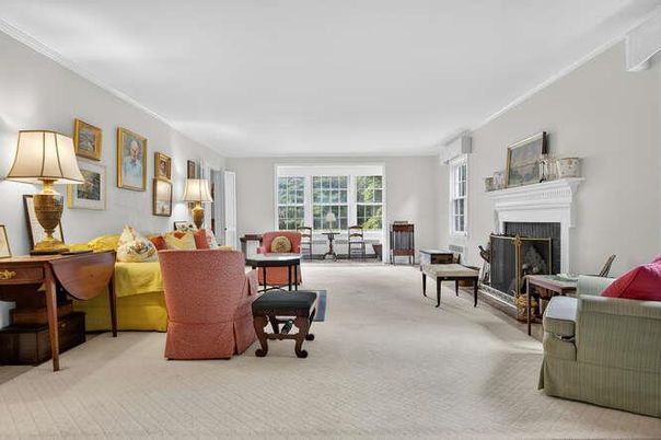 Fireplace, Interior, Living room