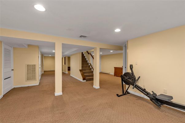 Fitness Equipment, Interior, Recessed Lighting
