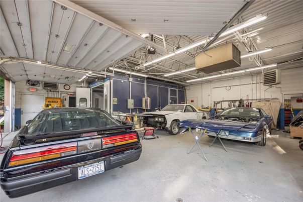 Garage, Interior, Recessed Lighting