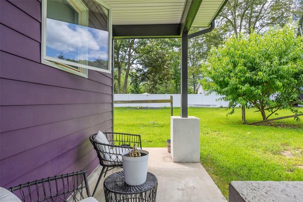 Backyard, Exterior