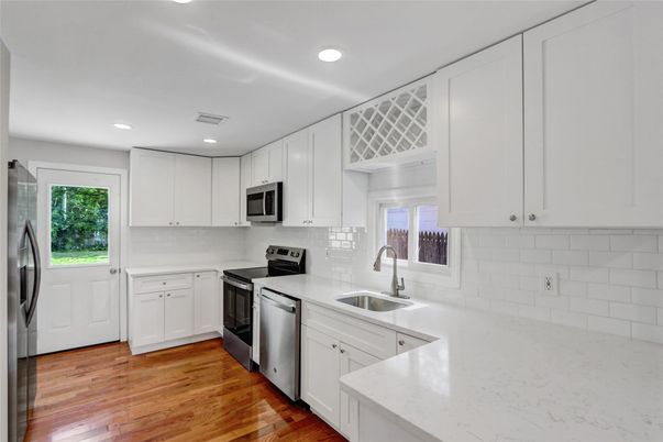 Interior, Kitchen, Recessed Lighting, Wood Texture Flooring