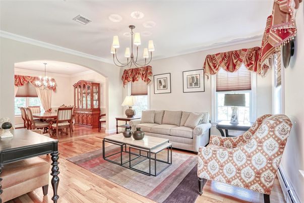 Chandelier, Dining room, Interior, Living room, Wood Texture Flooring