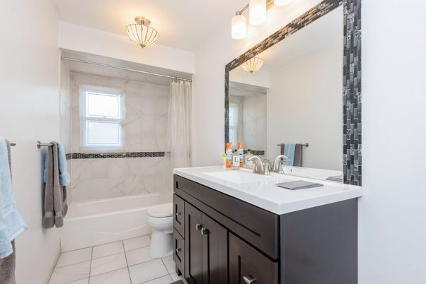 Bathroom, Interior, Marble Walls