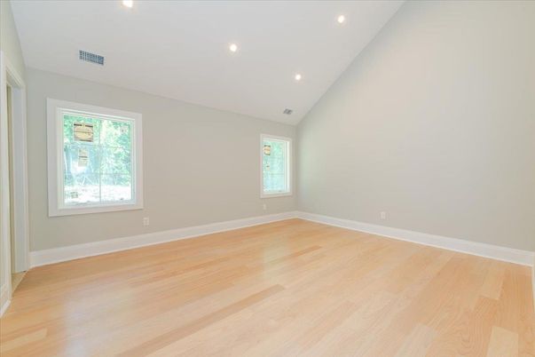 Empty room, Interior, Recessed Lighting, Wood Texture Flooring