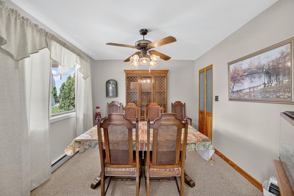Dining room, Interior