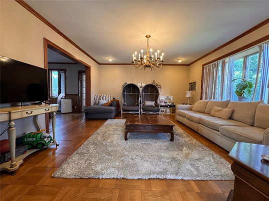 Chandelier, Interior, Living room, Recessed Lighting, Wood Texture Flooring
